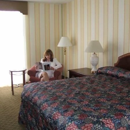 A Victory Inn & Suites - Ann Arbor Habitación foto