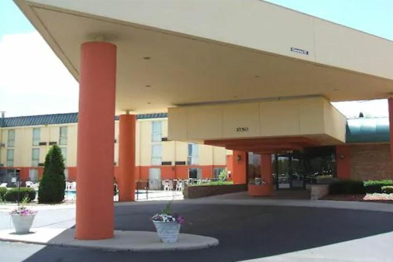 A Victory Inn & Suites - Ann Arbor Exterior foto